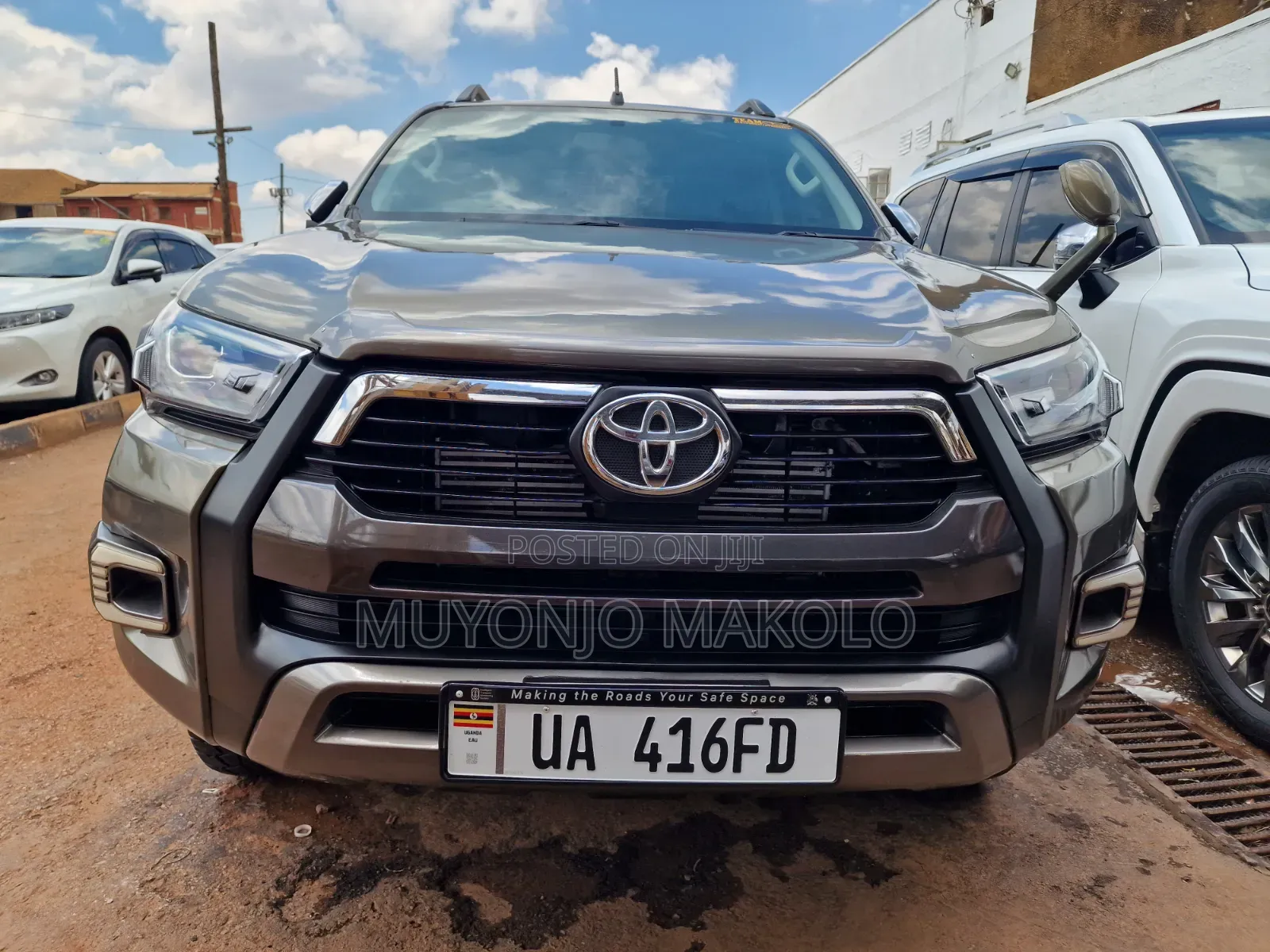 Toyota Hilux 2016 Gray