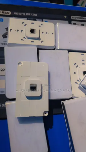 Unifi AC IN-Wall