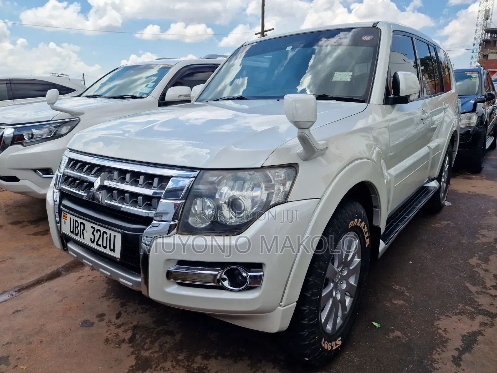 Mitsubishi Pajero 2011 White