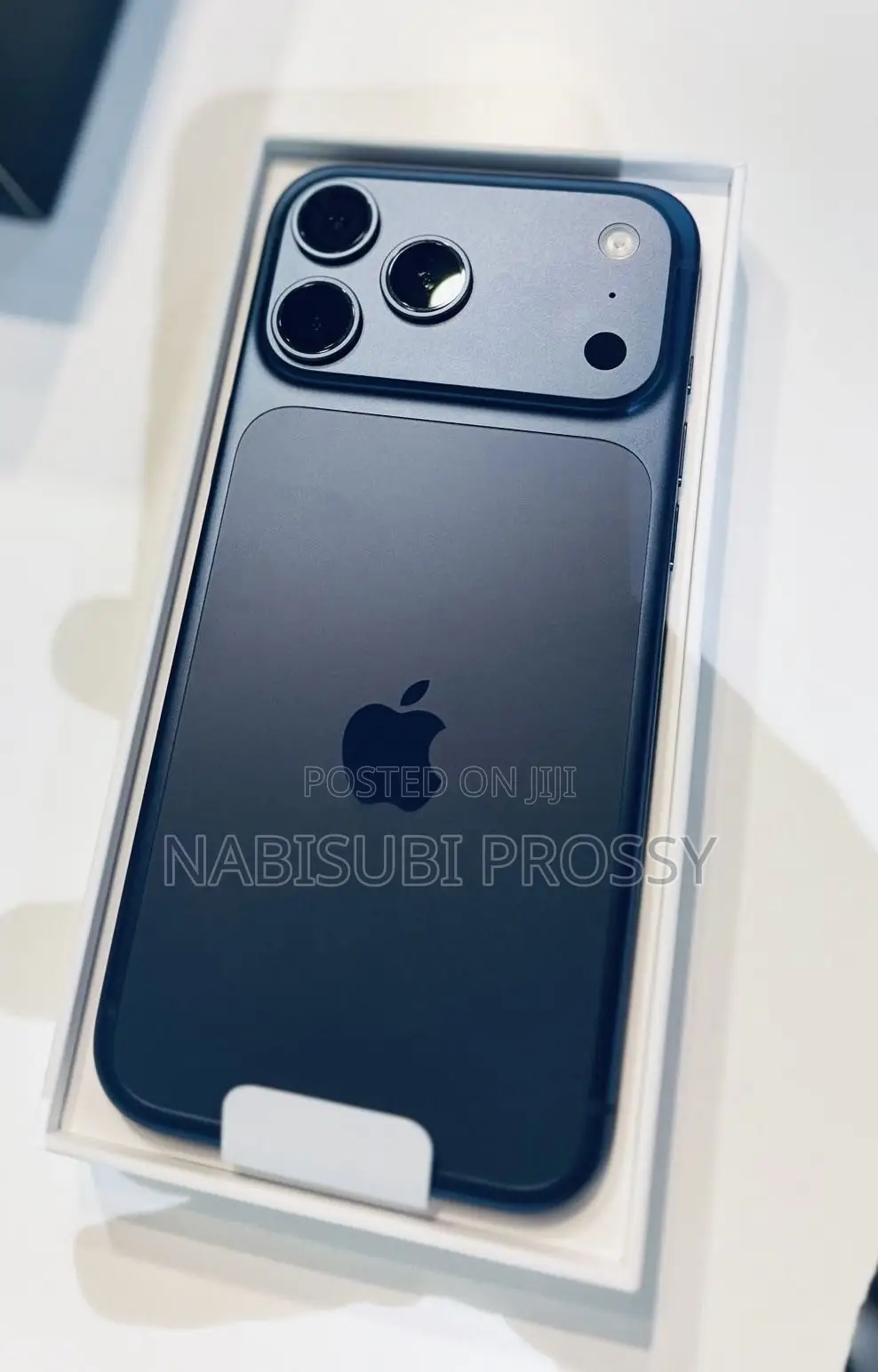 New Apple iPhone 17 Pro Max 256 GB Blue