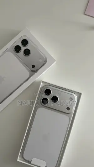 New Apple iPhone 17 Pro Max 256 GB Silver