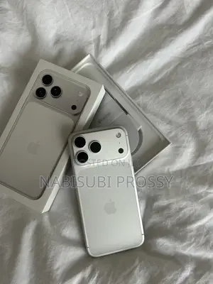 New Apple iPhone 17 Pro Max 256 GB Silver