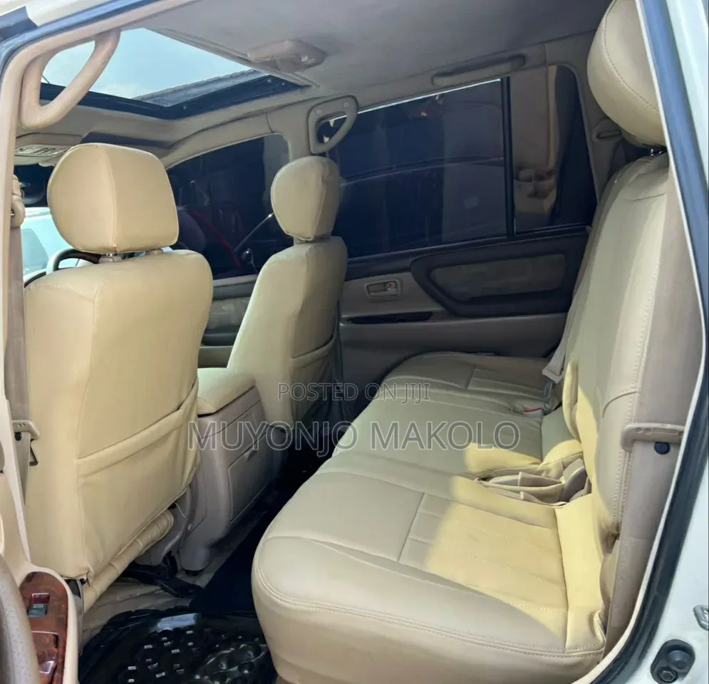 Toyota Land Cruiser 2003 White