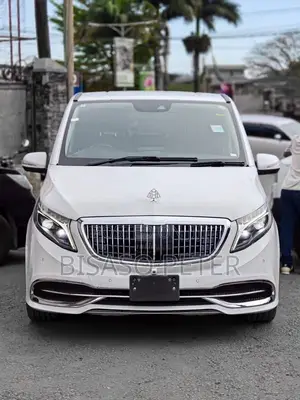 Mercedes-Benz Viano 2016 White