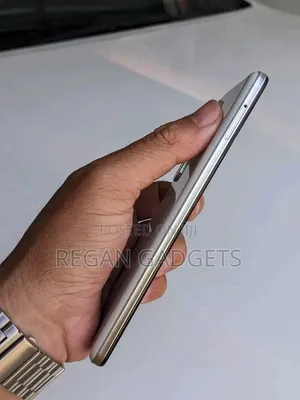 Sharp Aquos R5G 256 GB White
