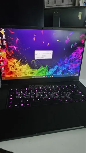 Laptop Razer Blade 32GB Intel Core 7 SSD 1T