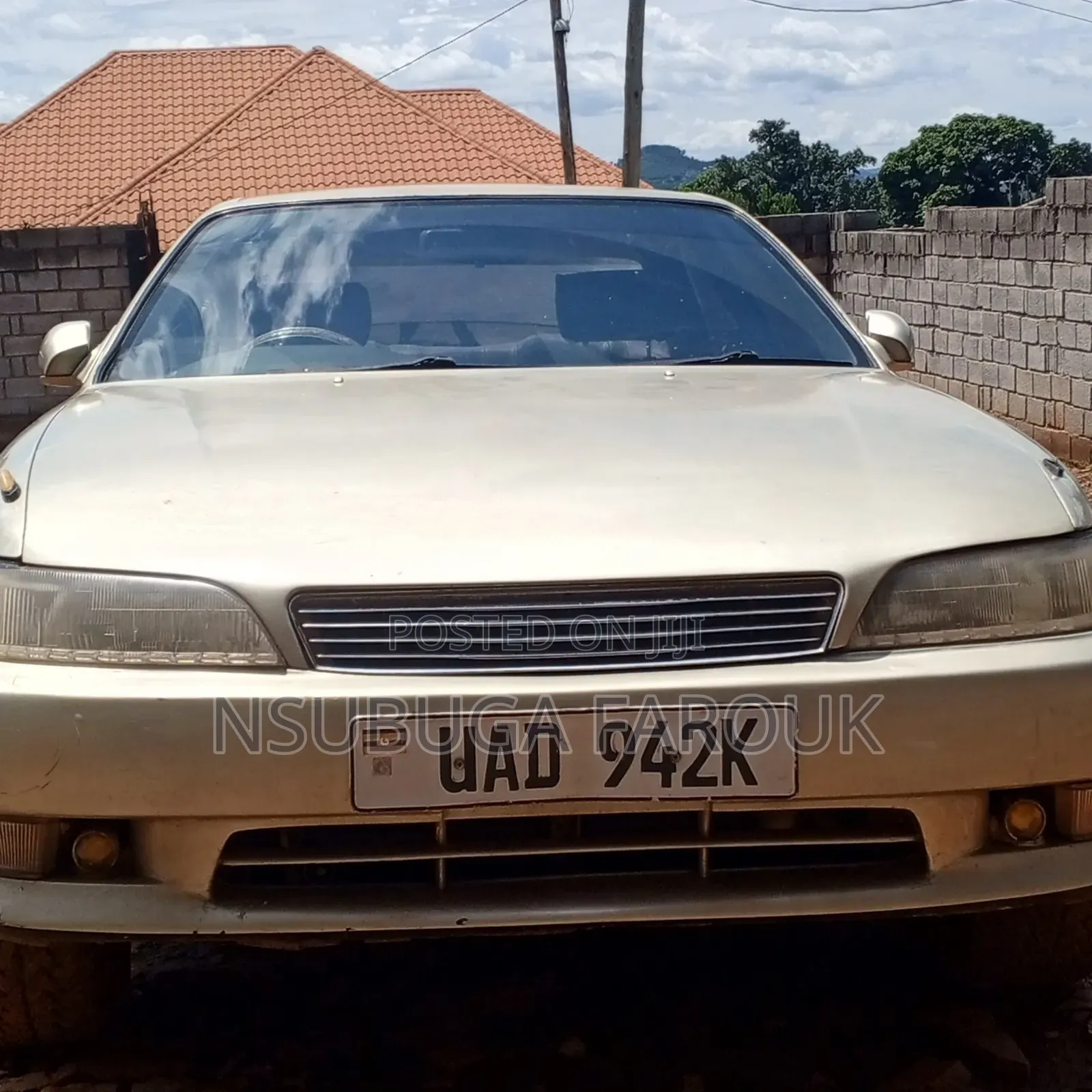 Toyota Mark II 1992 Gold