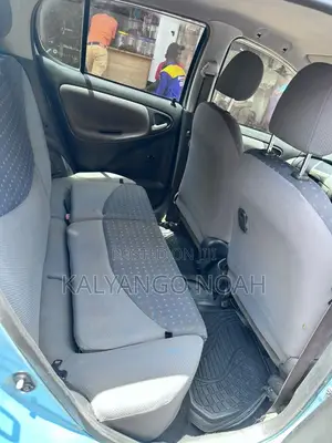 Toyota Vitz 1.3 FWD 3dr 2003 Blue