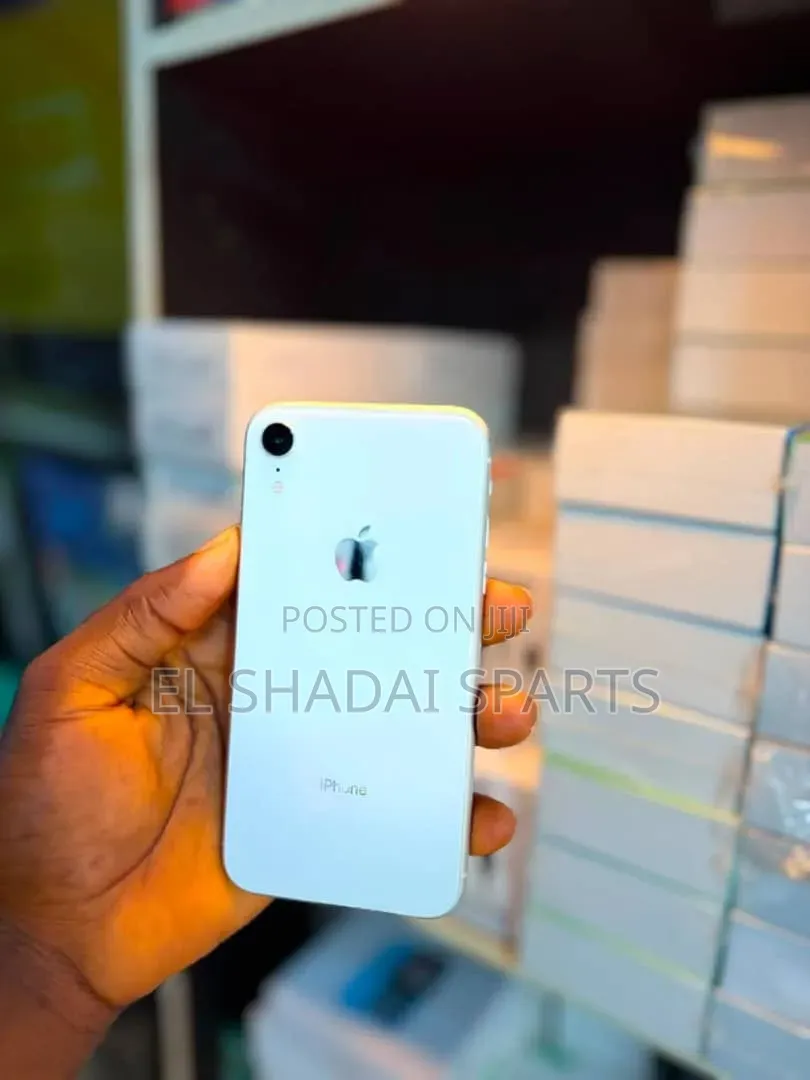 New Apple iPhone XR 128 GB