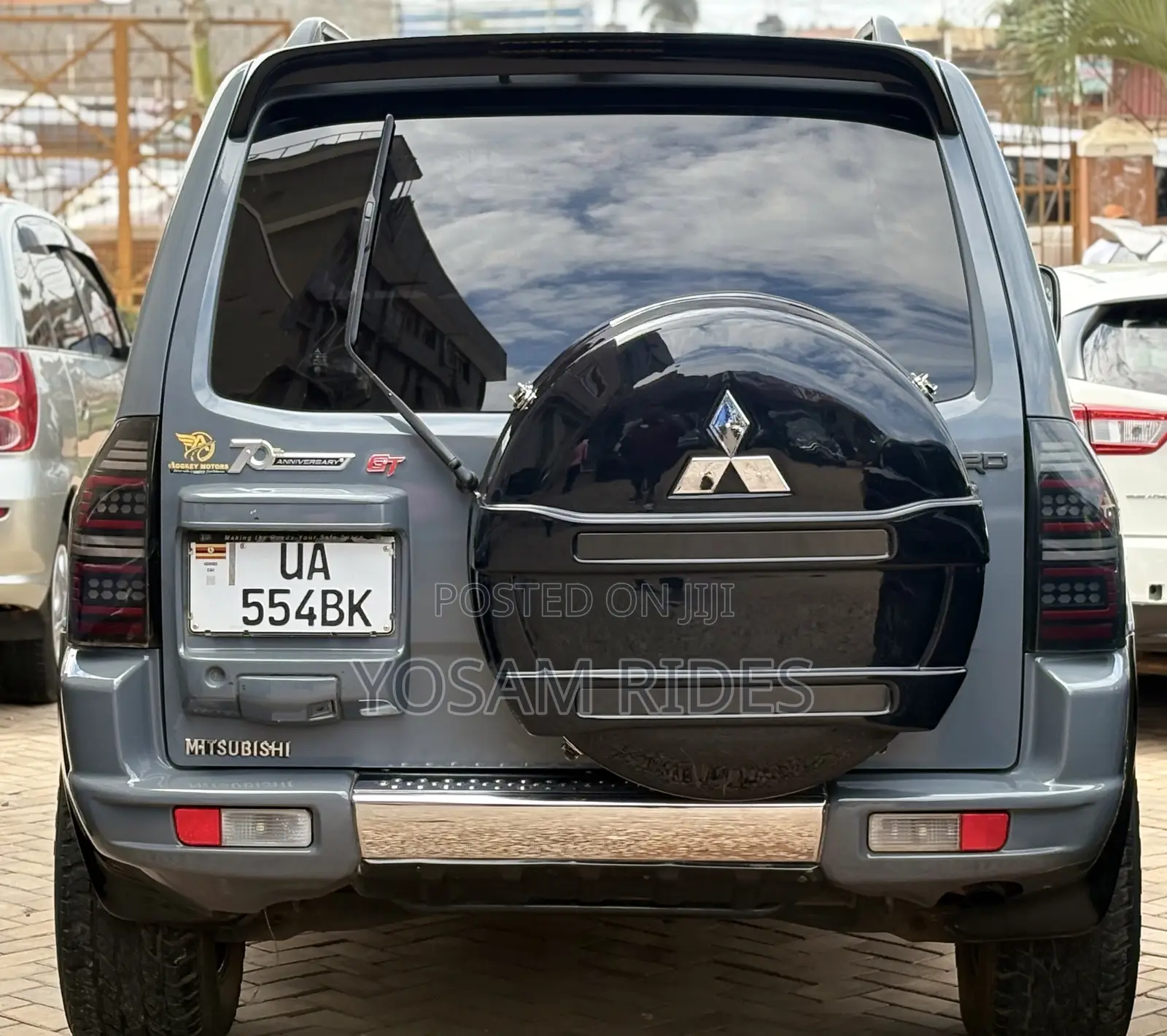 Mitsubishi Pajero 3.0 2010 Gray