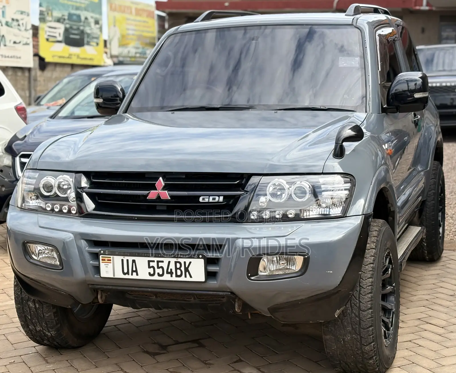 Mitsubishi Pajero 3.0 2010 Gray