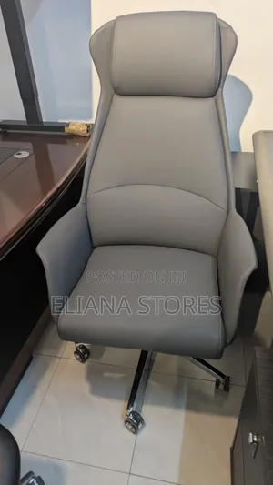 High Back Class Office Genuine Leather Chair