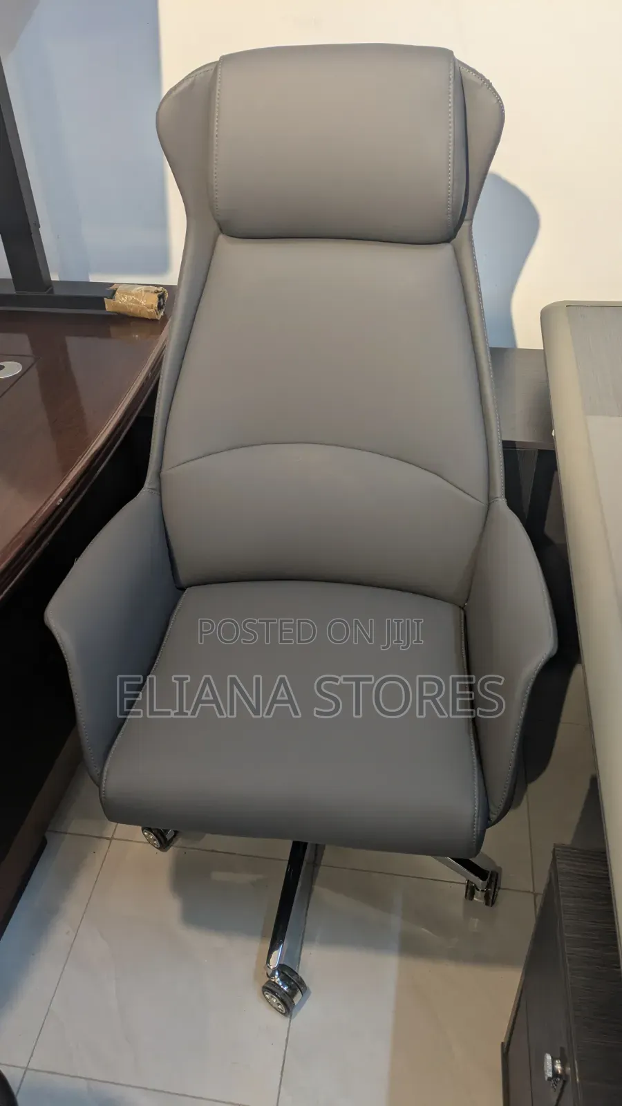 High Back Class Office Genuine Leather Chair