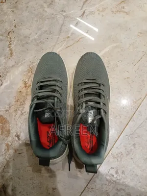 Sports Shoes