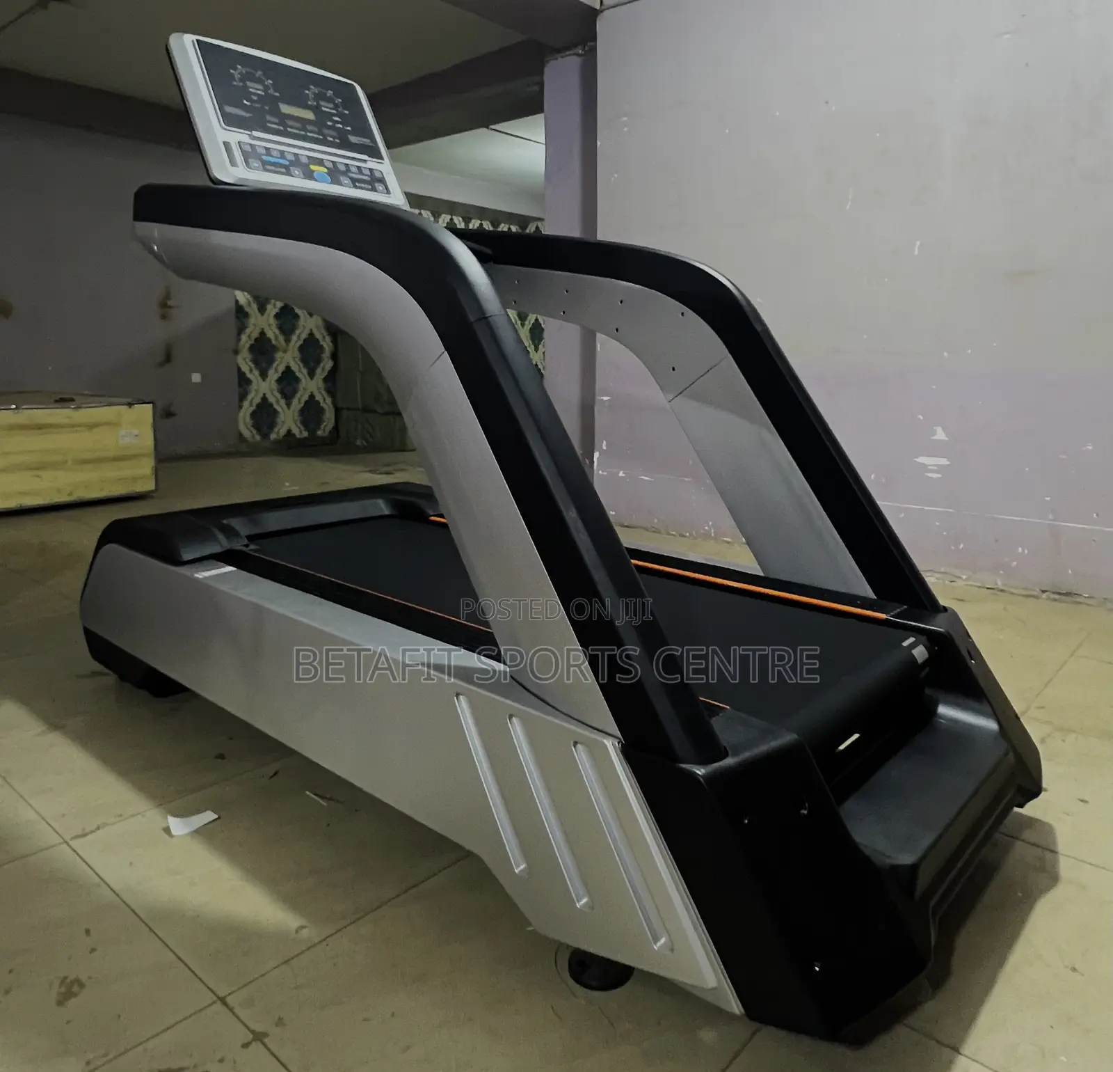 Commercial Motorized Treadmill
