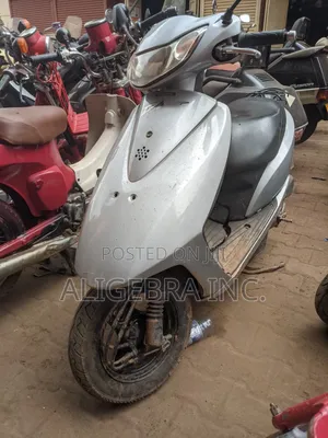 Honda Dio 2017 Silver