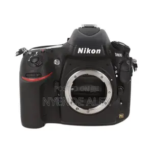 Nikon D800 Professional Full-Frame DSLR Camera – Excellent Condition