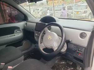 Toyota Sienta 2007 Gray