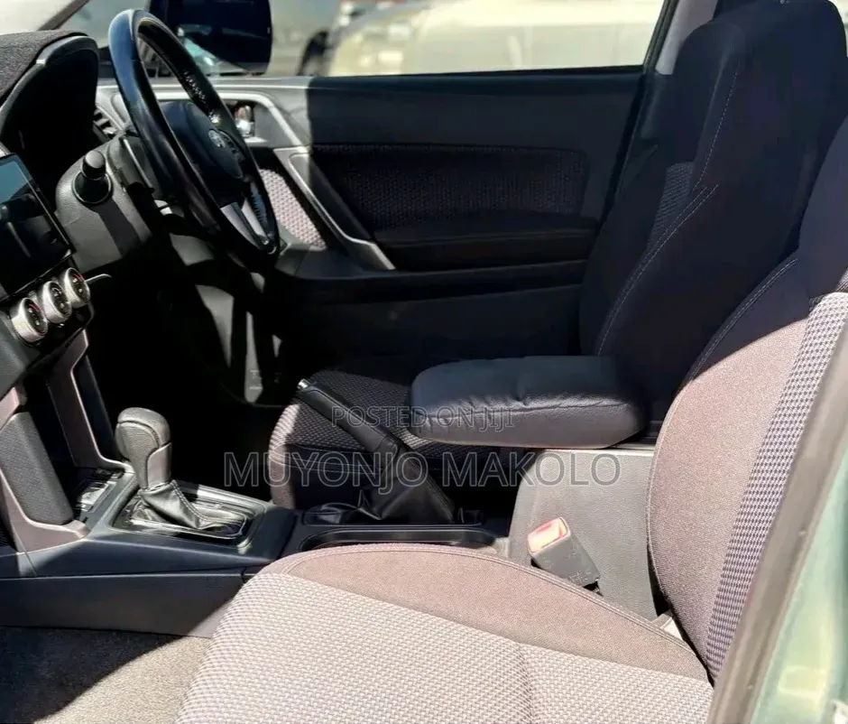 Subaru Forester 2016 Gray