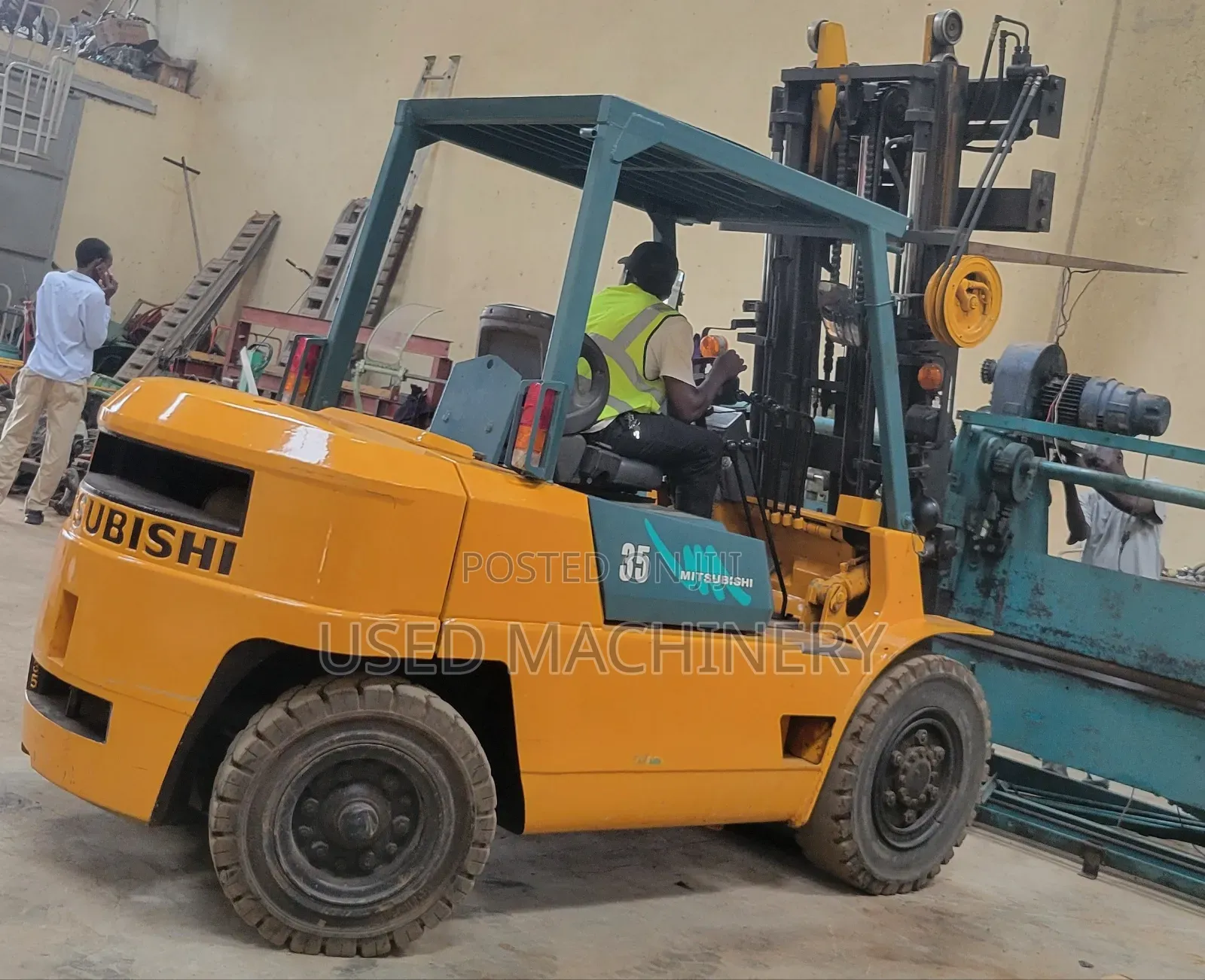 Mitsubishi FD35 Forklift