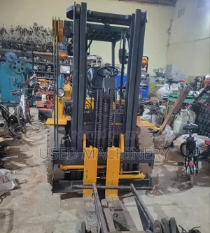 Mitsubishi FD35 Forklift