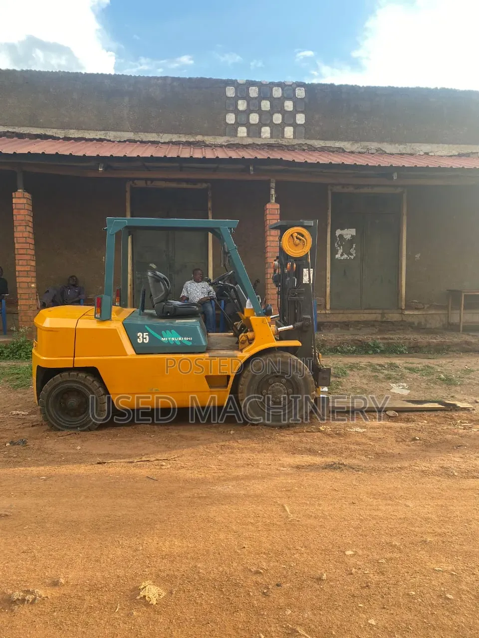 Mitsubishi FD35 Forklift
