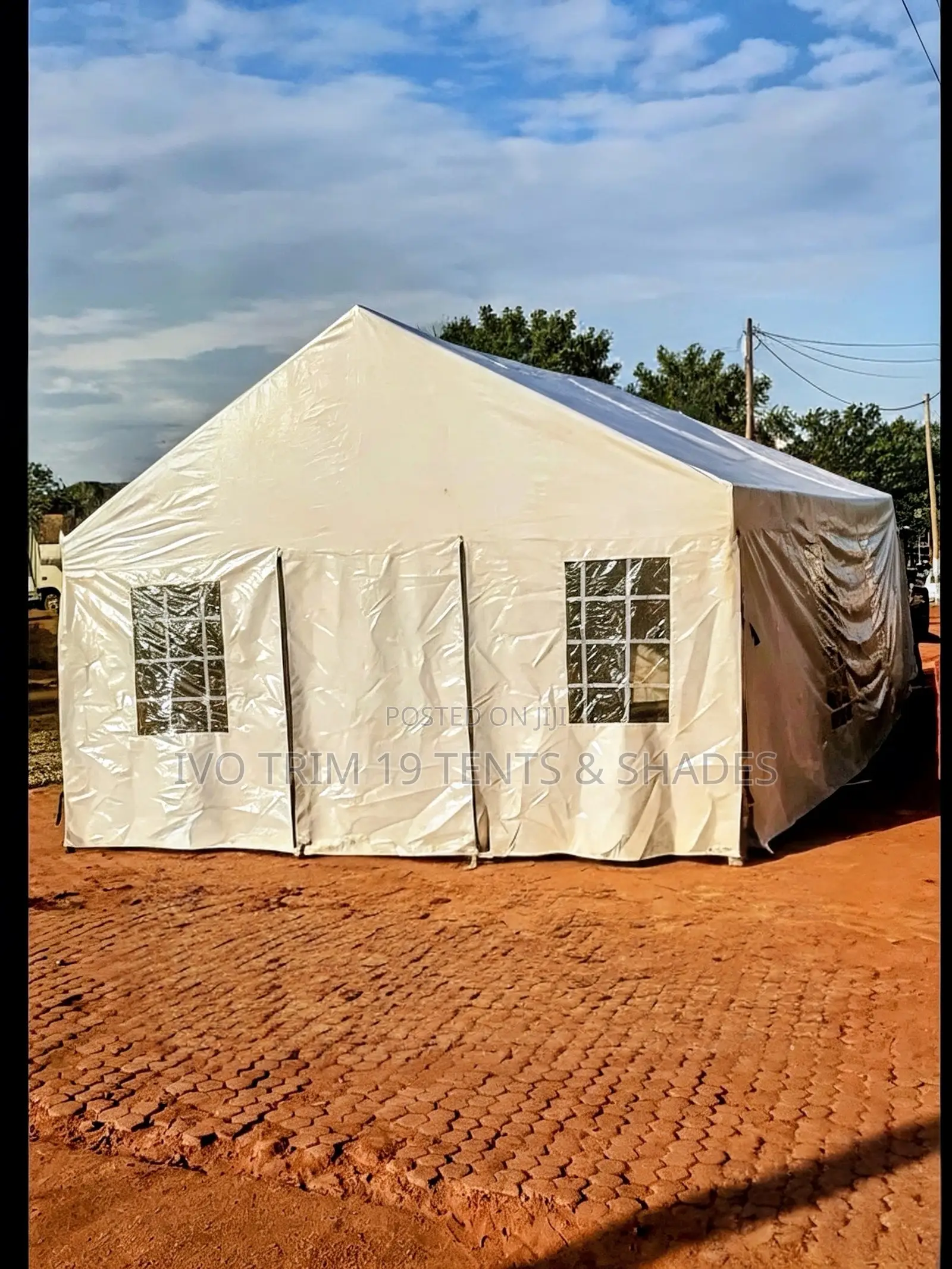 95 Seater Ordinary Tent Fully Covered