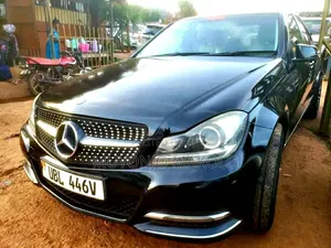 Mercedes-Benz C180 2011 Black