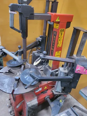 Corghi A2019 Tire Changer
