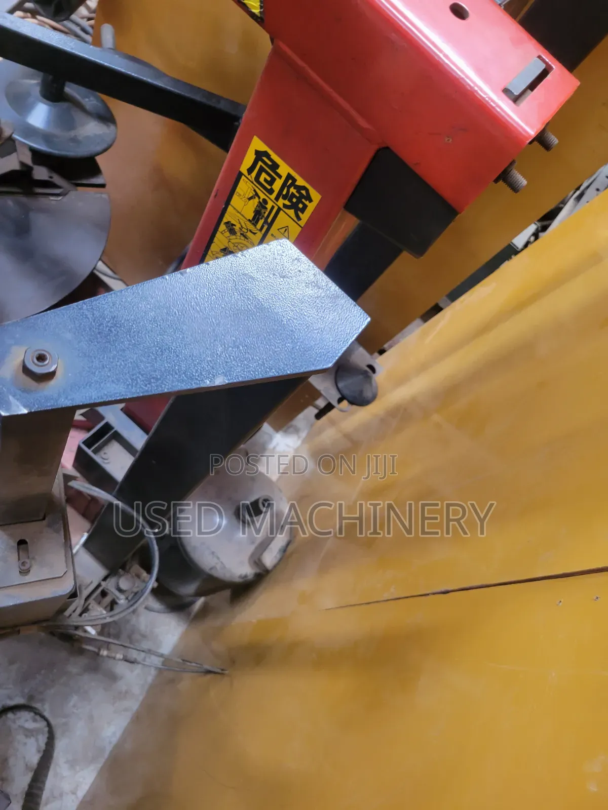 Corghi A2019 Tire Changer
