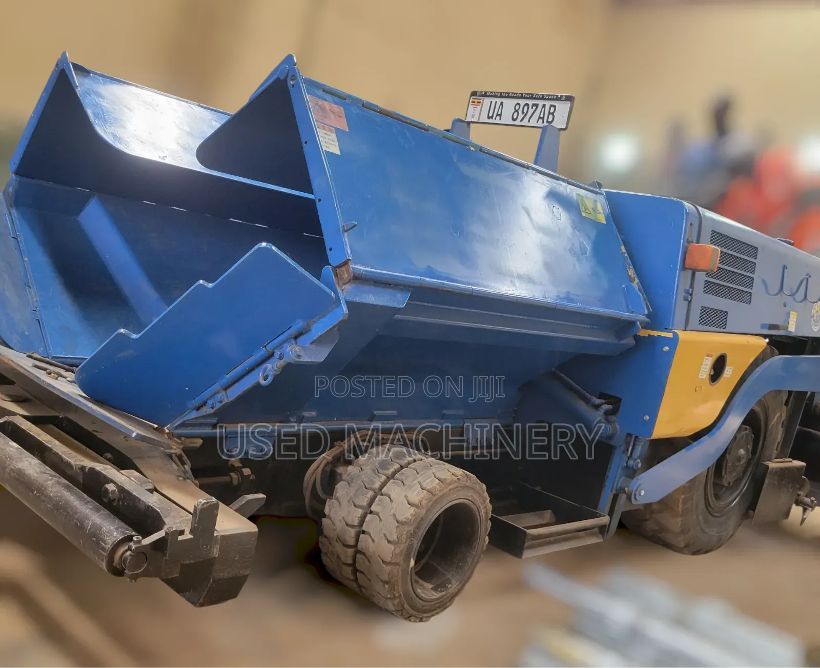 Hanta F2045W2 Asphalt Finisher