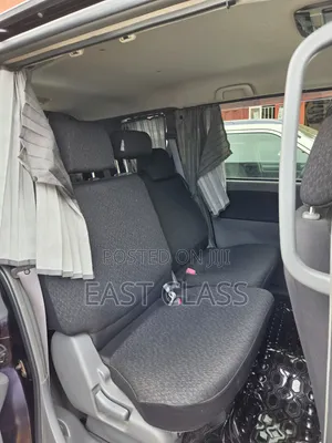 Toyota Sienta 2012 Purple
