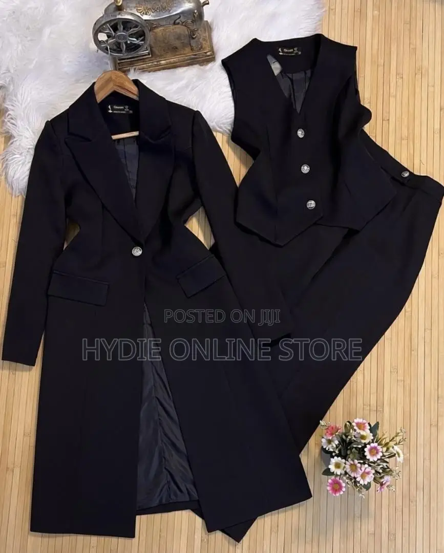 Plain Ladies Suit Three-Piece