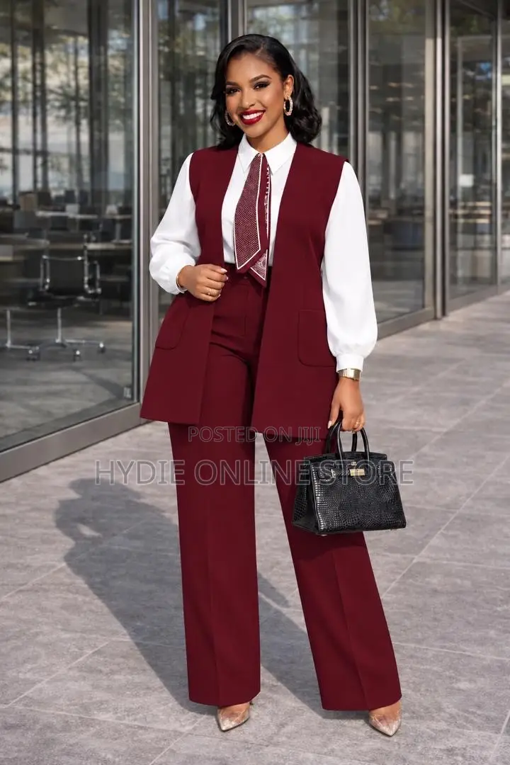 Plain Ladies Suit Three-Piece