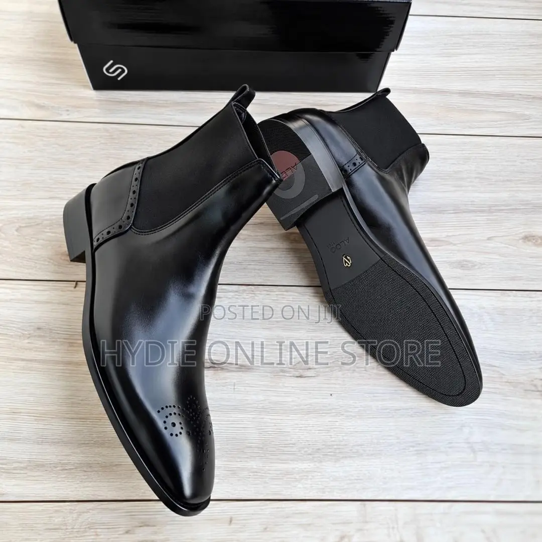 Classic Men’S Boots