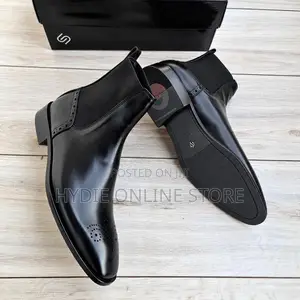 Classic Men’S Boots