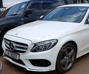 Mercedes-Benz C200 2016 White
