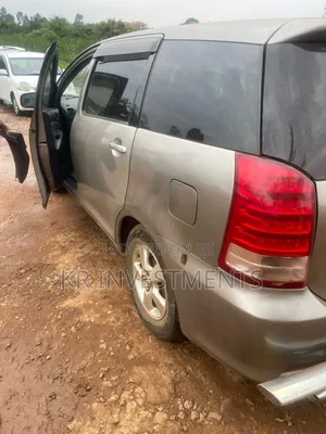 Toyota Wish 2007 Silver