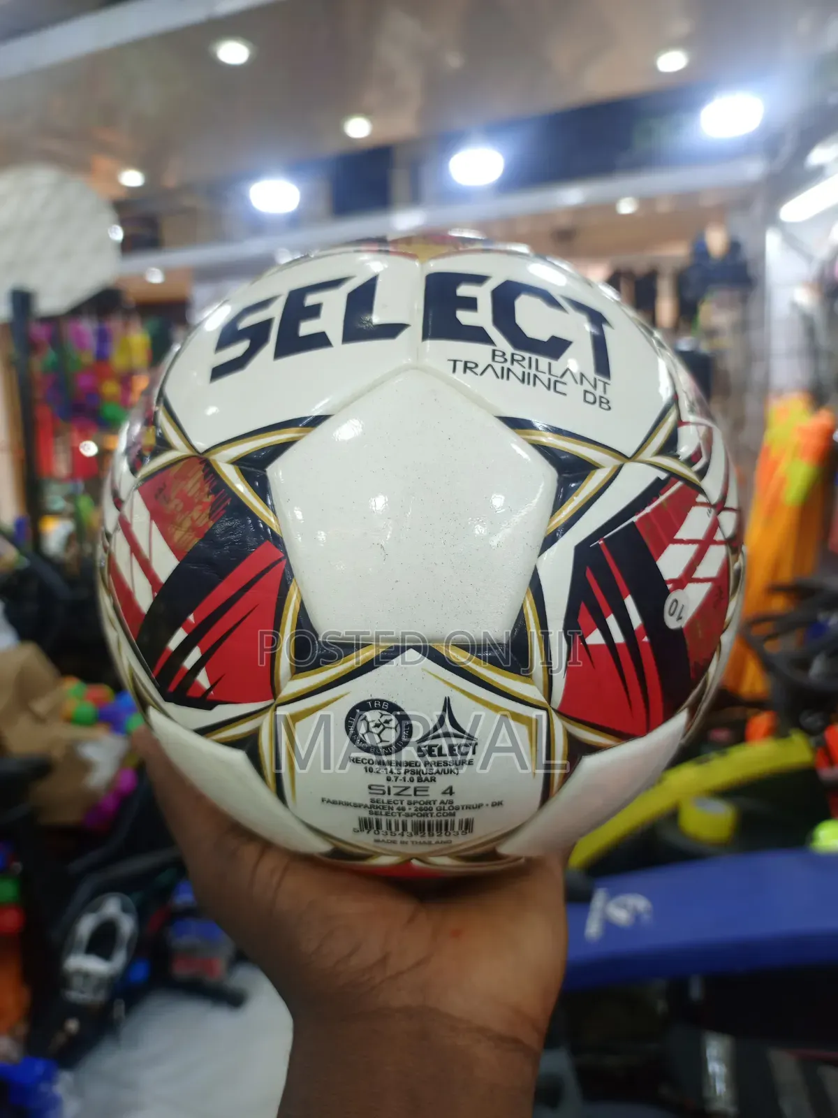 Select Brillant Training DB Size 4 Soccer Ball