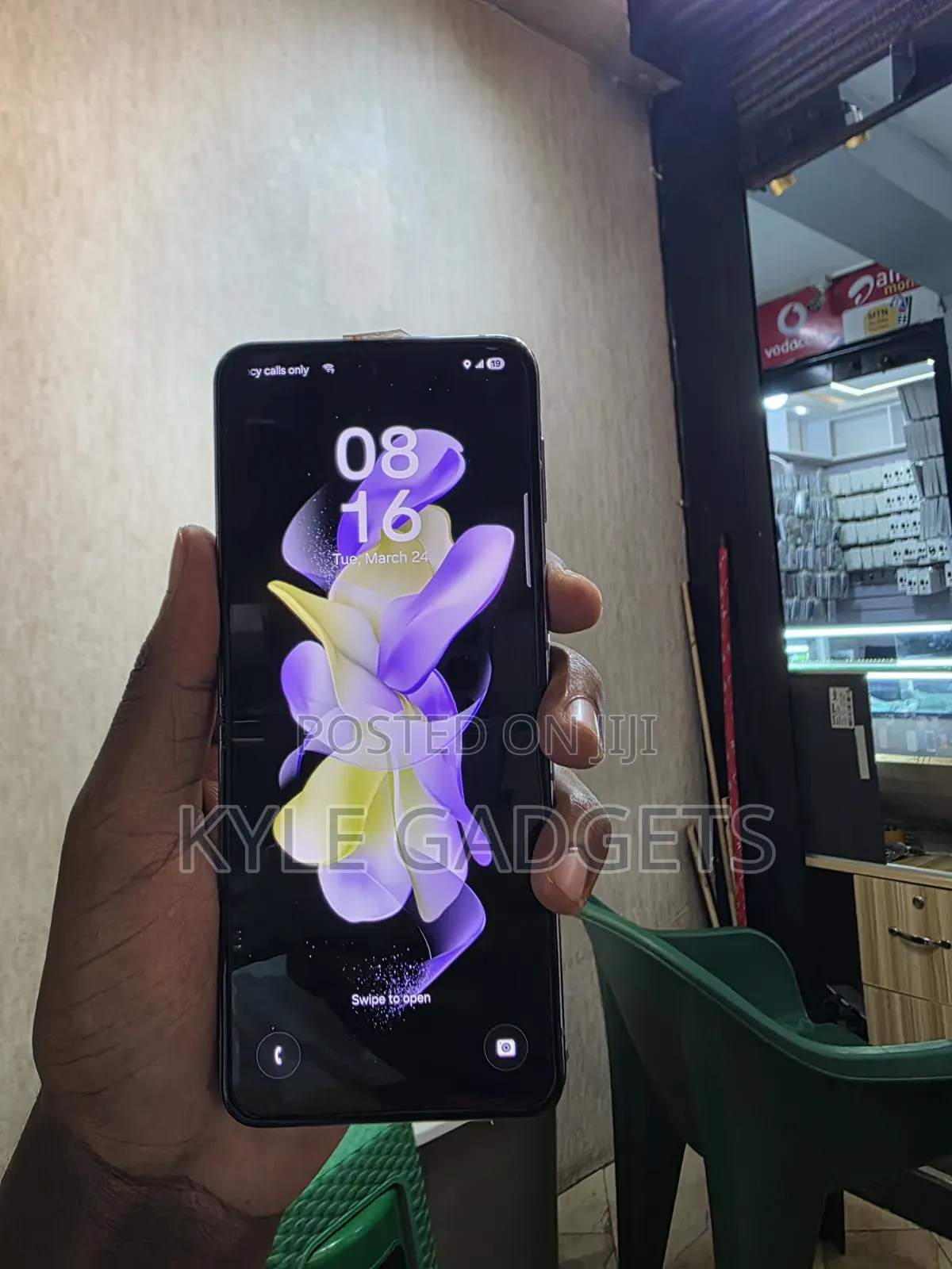 Samsung Galaxy Z Flip4 128 GB