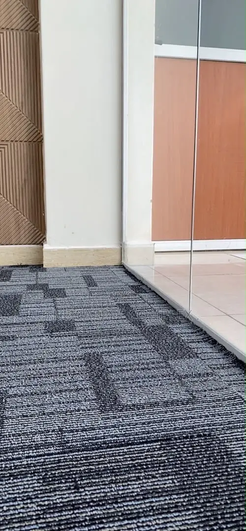 Vinyl Tile Carpets Woolen Per Squaremeter