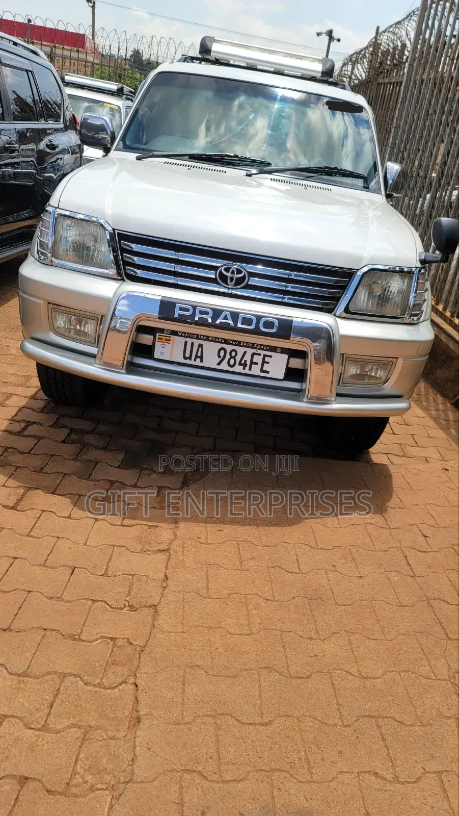 Toyota Land Cruiser Prado 2.7 16V 5dr 2001 Silver