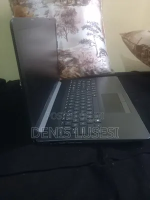 Laptop HP Pavilion 15 4GB Intel Core i3 HDD+SSD 500GB