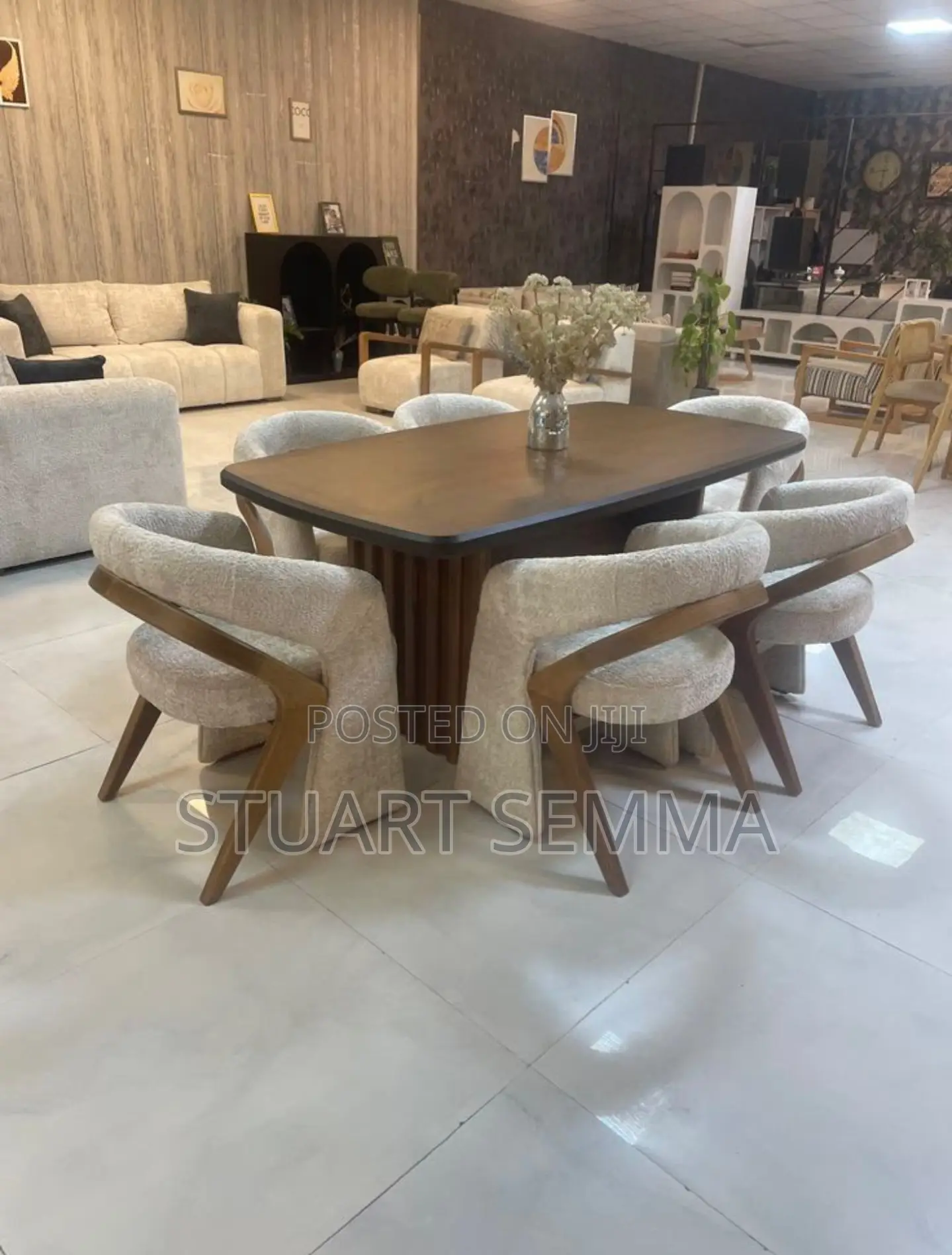 Dinning Table