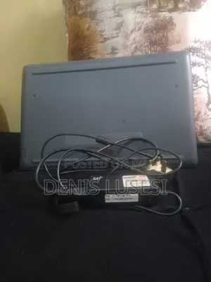 Laptop HP Pavilion 15 4GB Intel Core i3 HDD+SSD 500GB
