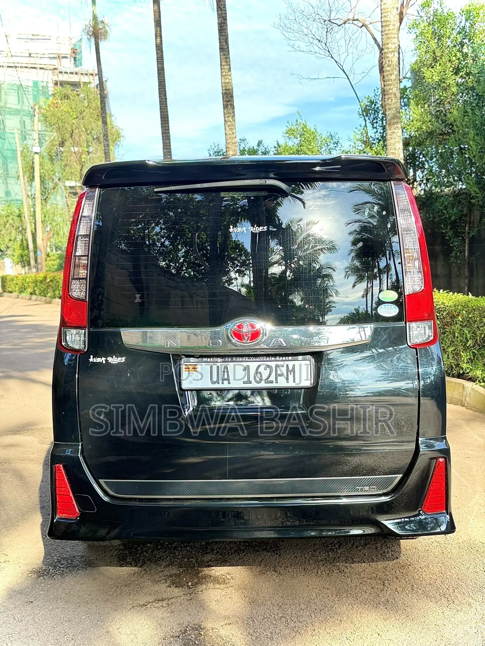 Toyota Noah 2013 Black
