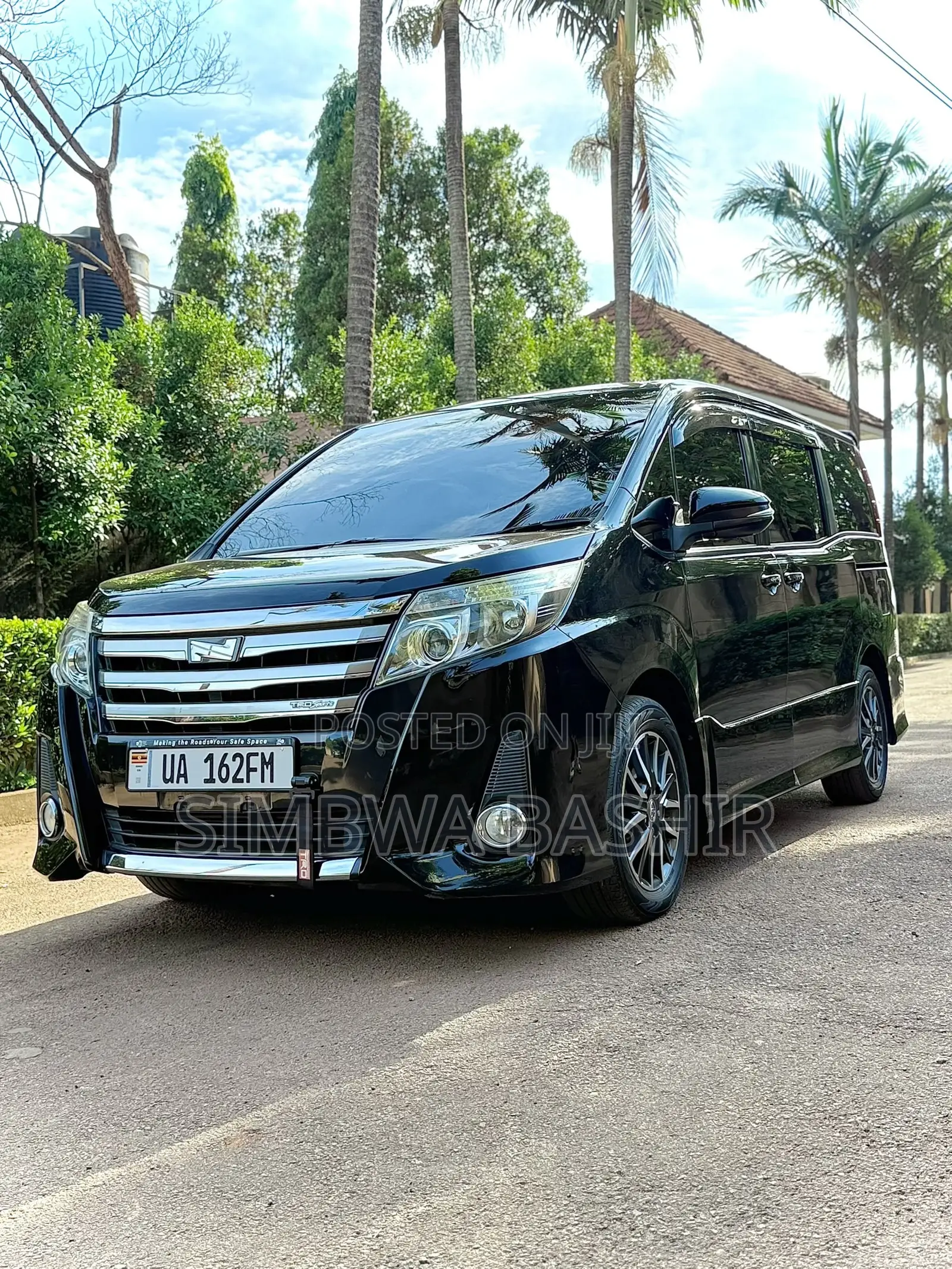Toyota Noah 2013 Black