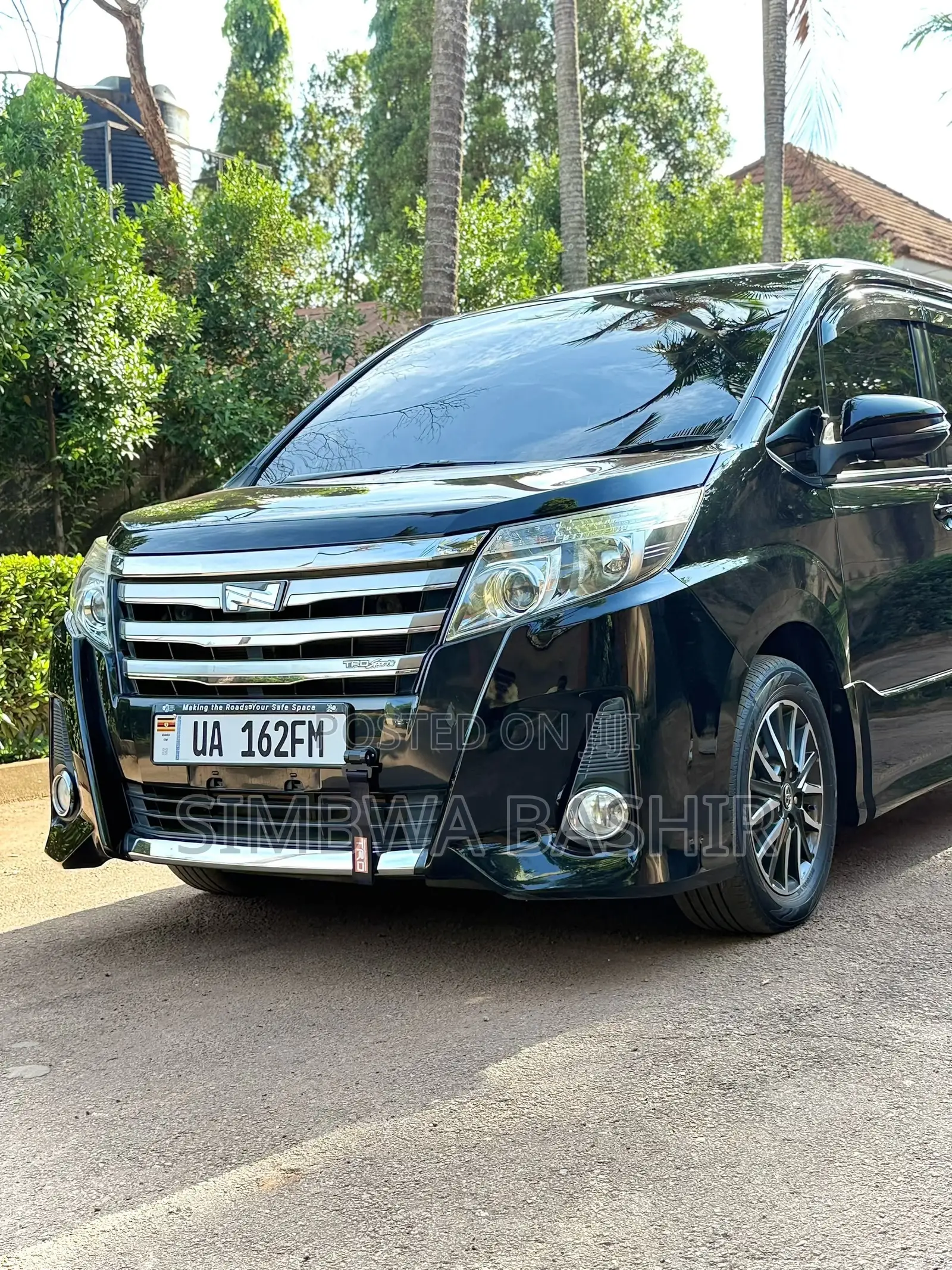 Toyota Noah 2013 Black