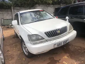 Toyota Harrier 1999 White