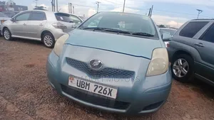 Toyota Vitz 2009 Green